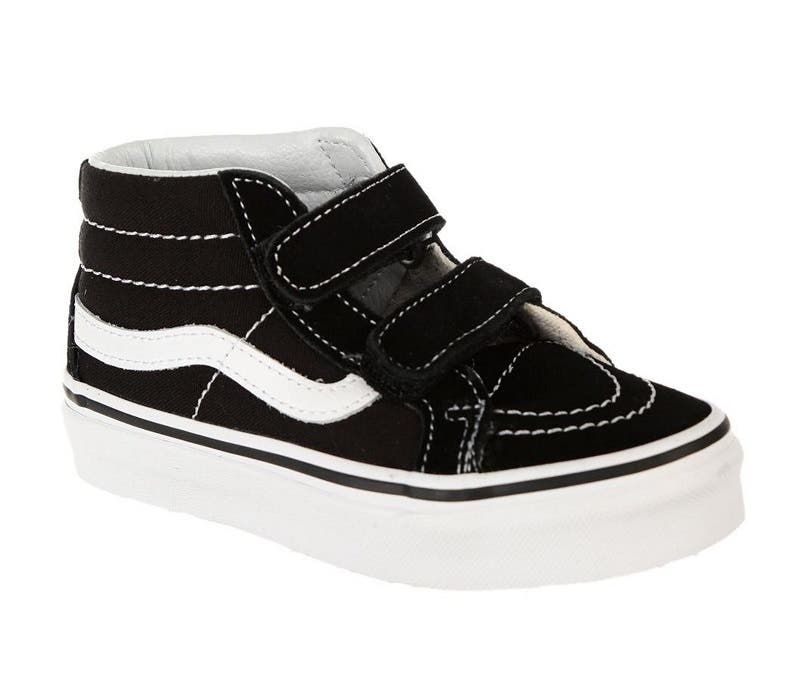 tenis vans vn00018t6bt uy sk8 mid reissue v negro blanco 19